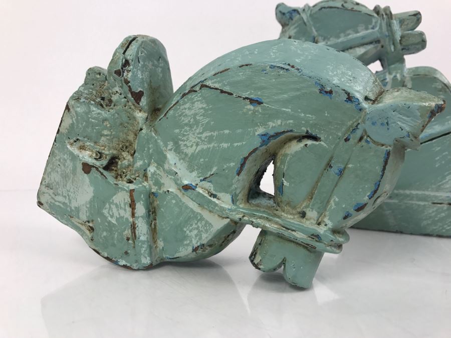 Pair Of Painted Carved Wood Horse Heads For Mounting On Wall [Photo 7]