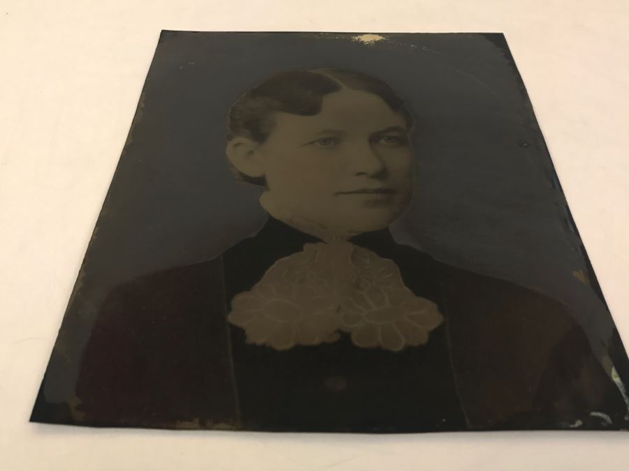 Old Metal Portrait Photograph Hand Painted [Photo 9]