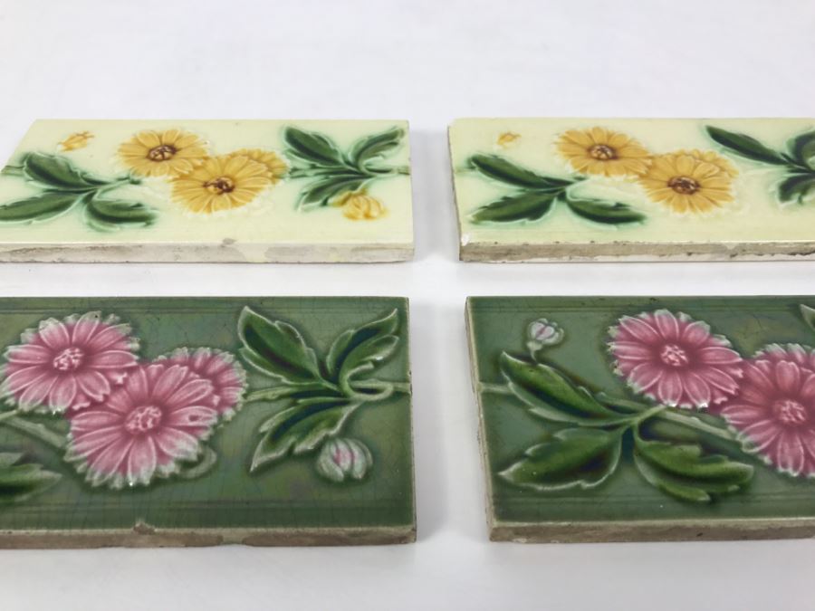 Set Of 4 Floral Motif Tiles Made In England [Photo 5]