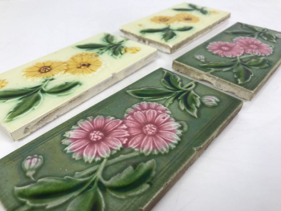 Set Of 4 Floral Motif Tiles Made In England [Photo 12]