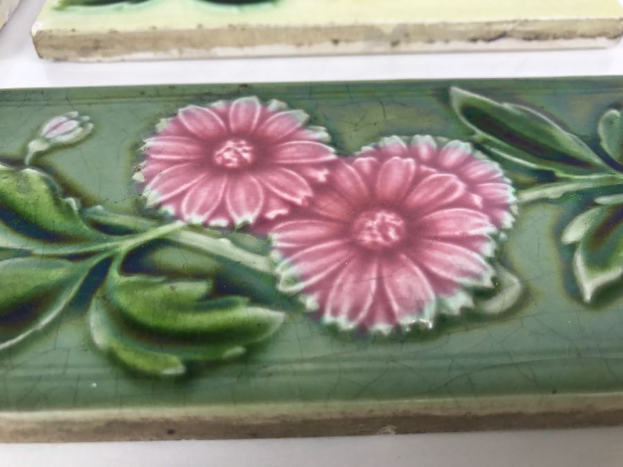 Set Of 4 Floral Motif Tiles Made In England [Photo 7]