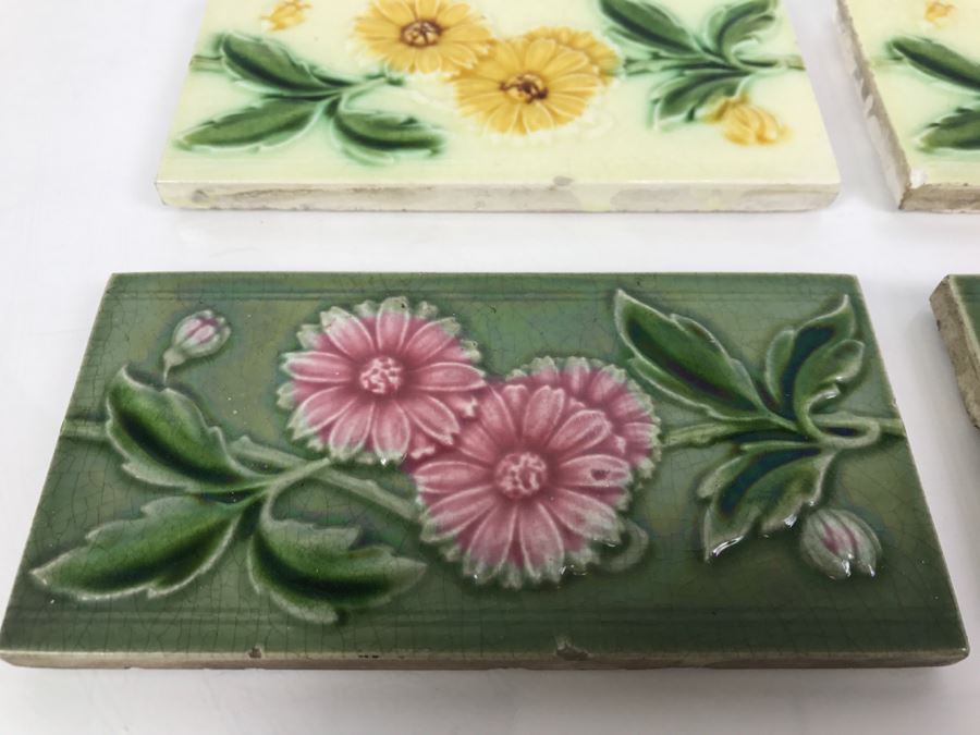Set Of 4 Floral Motif Tiles Made In England [Photo 3]