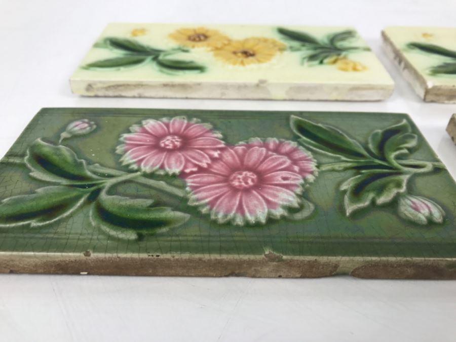 Set Of 4 Floral Motif Tiles Made In England [Photo 4]