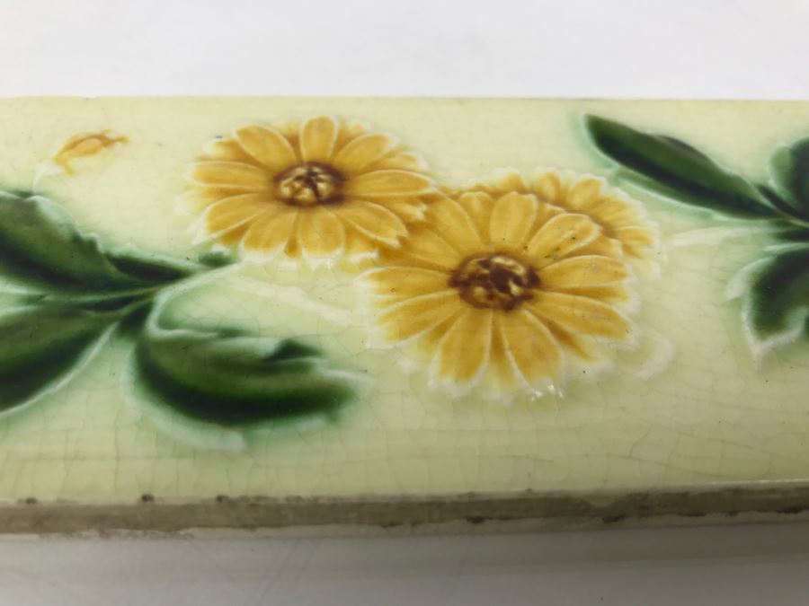 Set Of 4 Floral Motif Tiles Made In England [Photo 10]