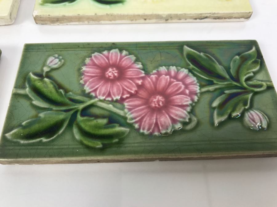 Set Of 4 Floral Motif Tiles Made In England [Photo 6]