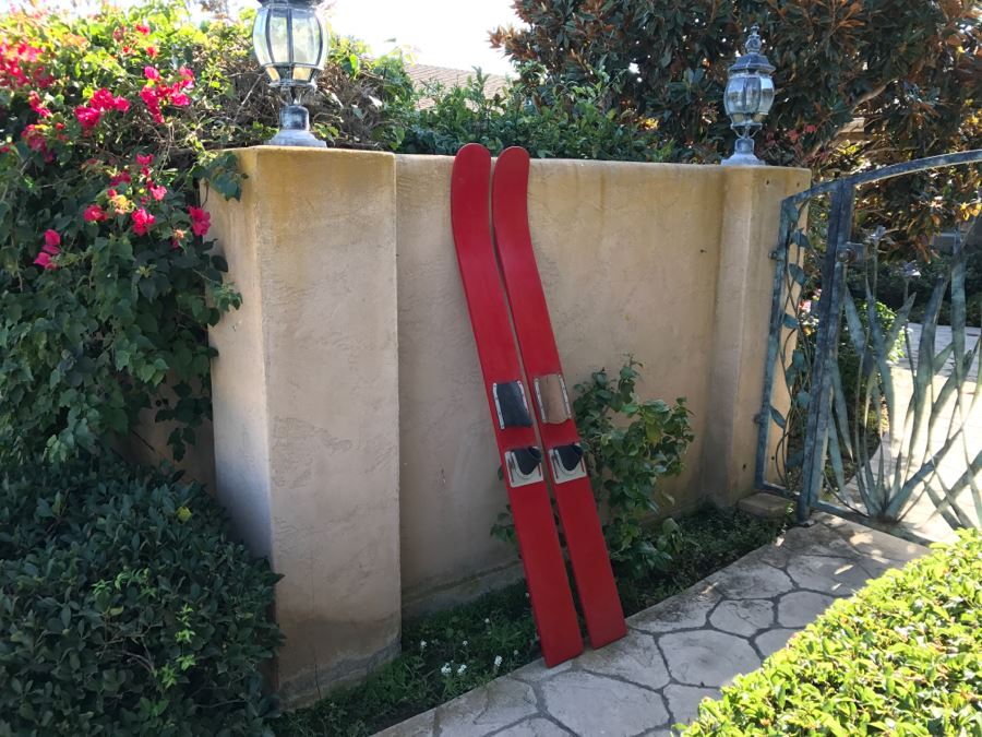 Pair Of Vintage Red Wooden Water Skis [Photo 13]