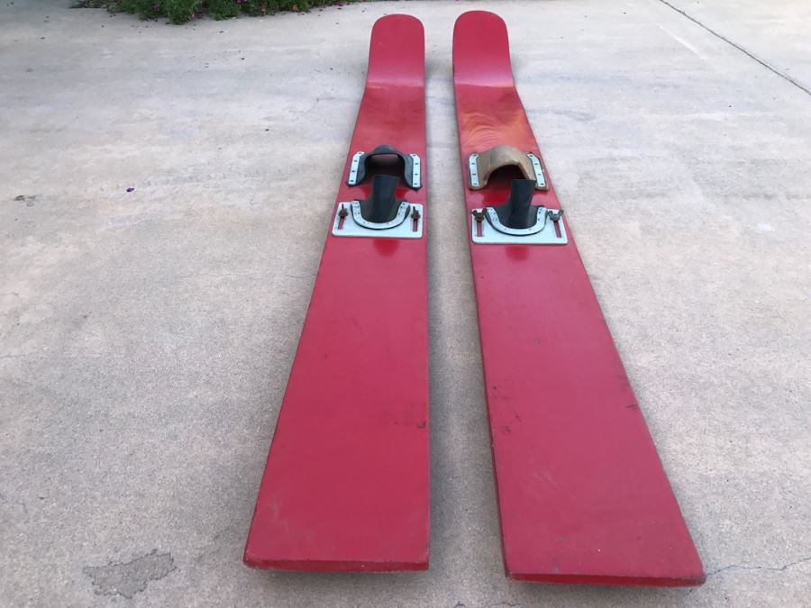 Pair Of Vintage Red Wooden Water Skis [Photo 8]