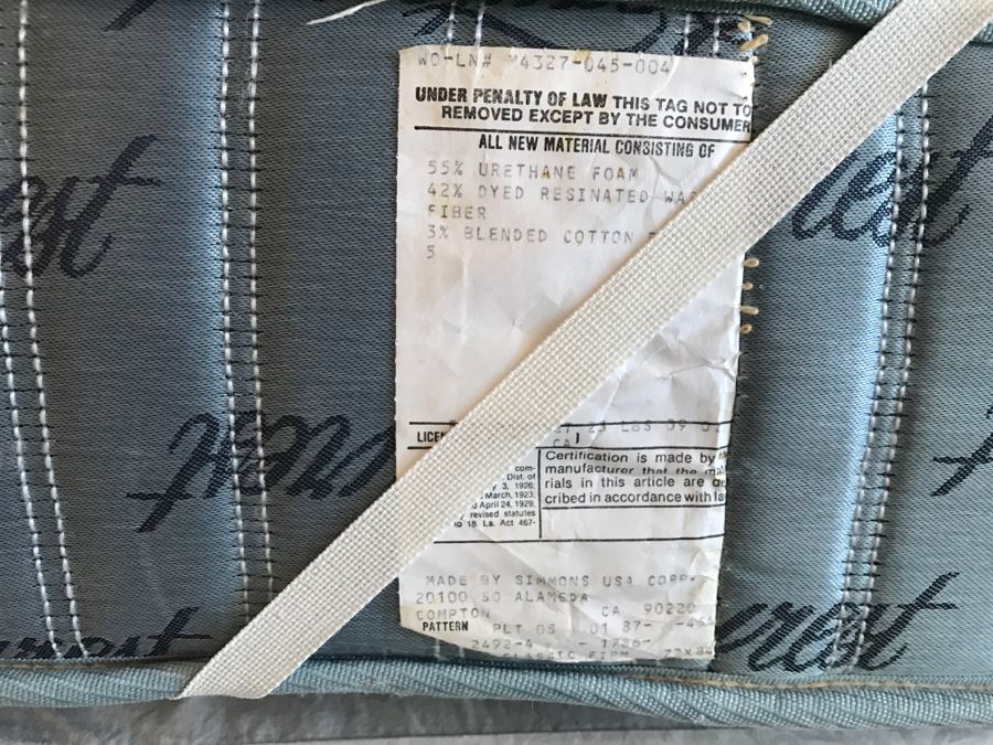 Mid-Century Modern Drexel King Headboard With Mattress, Boxspring And Frame (Bedding Not Included) [Photo 14]