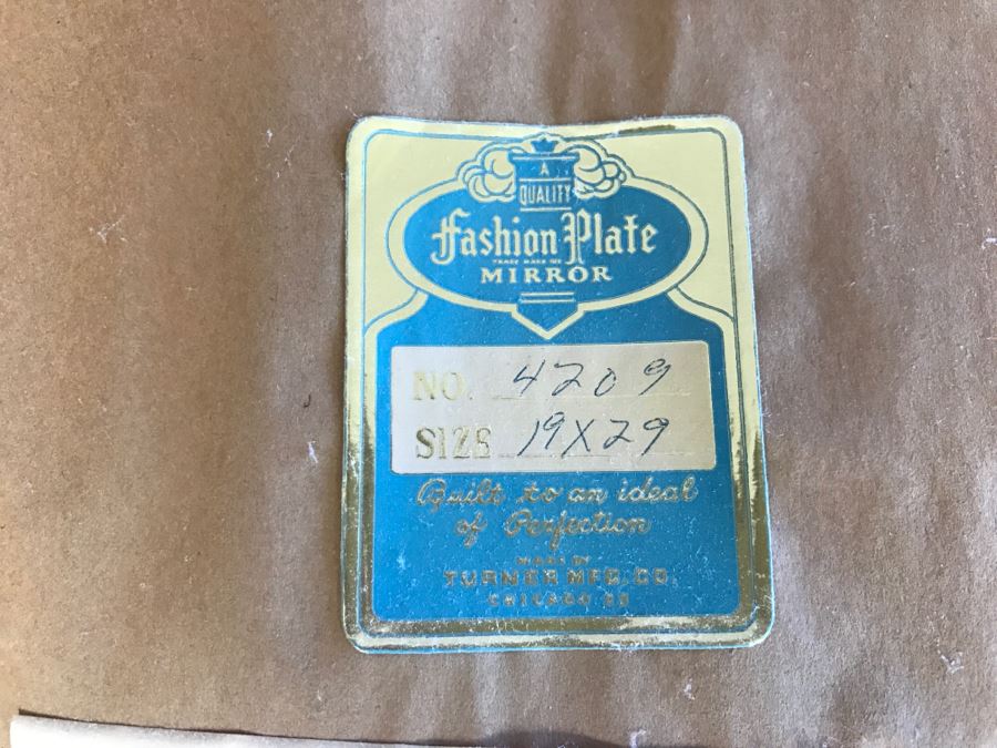 Vintage Oval Wall Mirror By Turner Mfg Co 19'X29' [Photo 6]