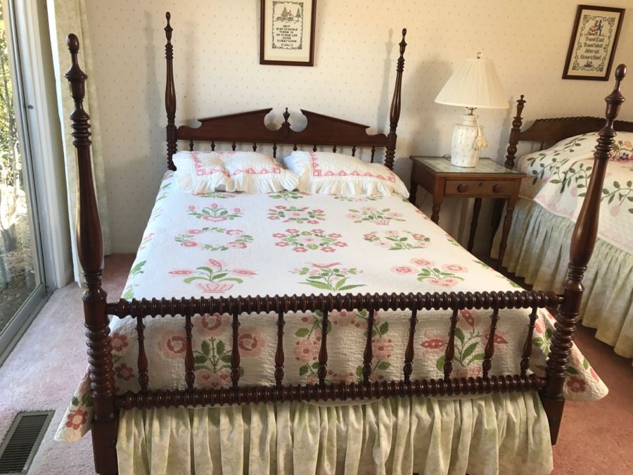 Vintage Pennsylvania House Turned Cherry Wood FULL SIZE Bed With Mattress And Boxspring (Bedding Not Included) [Photo 1]