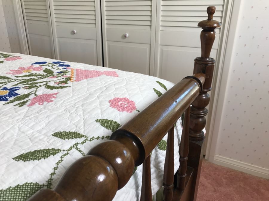Vintage Turned Walnut Wooden TWIN SIZE Bed Headboard And Footboard With Frame (Bedding, Mattress And Boxspring Not Included) [Photo 5]
