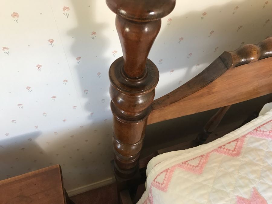 Vintage Turned Walnut Wooden TWIN SIZE Bed Headboard And Footboard With Frame (Bedding, Mattress And Boxspring Not Included) [Photo 8]