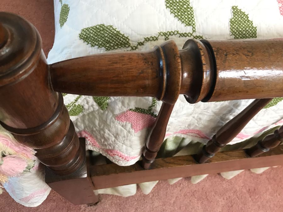 Vintage Turned Walnut Wooden TWIN SIZE Bed Headboard And Footboard With Frame (Bedding, Mattress And Boxspring Not Included) [Photo 6]