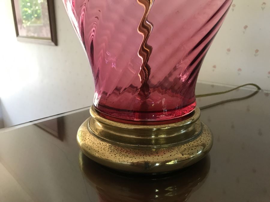 Vintage Cranberry Glass Table Lamp [Photo 5]