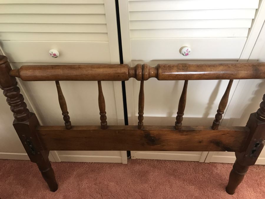Vintage Turned Walnut Wooden TWIN SIZE Bed Headboard And Footboard With Frame [Photo 9]
