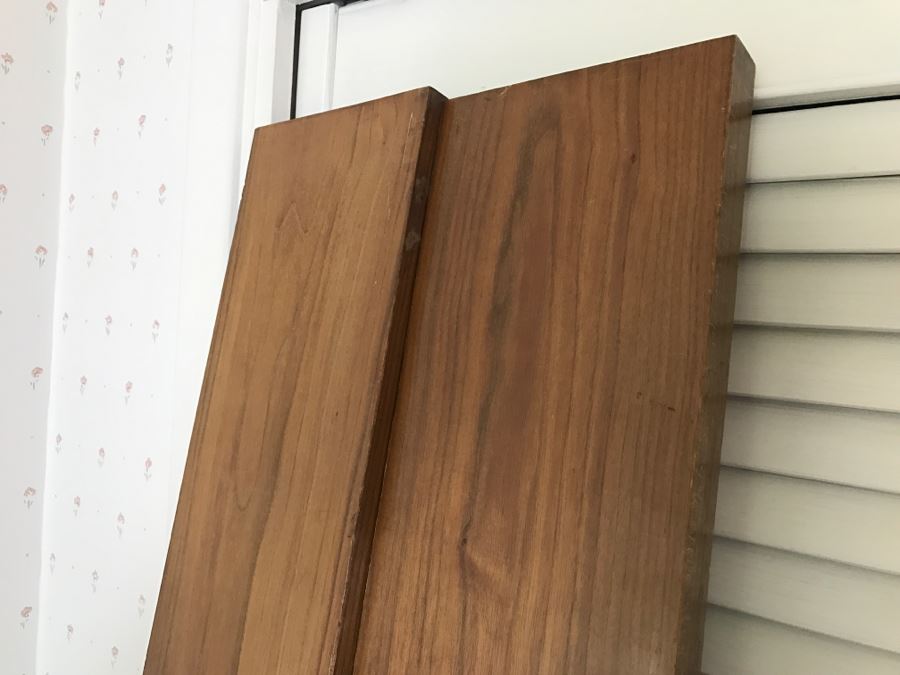 Vintage Turned Walnut Wooden TWIN SIZE Bed Headboard And Footboard With Frame [Photo 7]