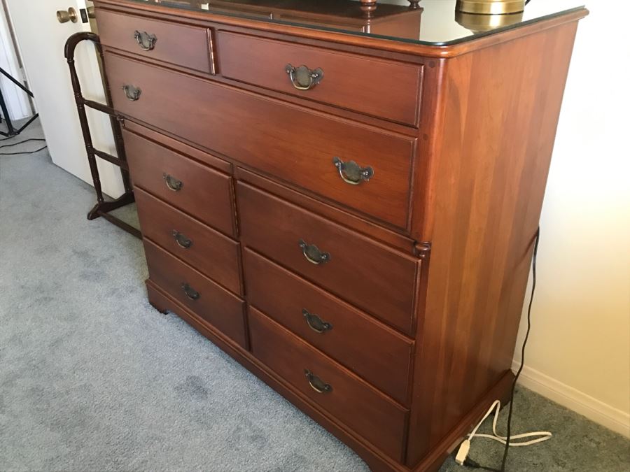 Cherry Wood Chest Of Drawers With Mirror By Pennsylvania House Lewisburg Chair And Furniture Co [Photo 4]