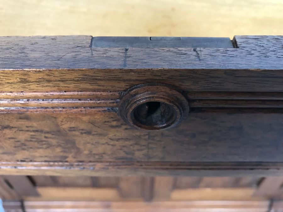 Antique Wooden Wash Basin Cabinet [Photo 10]