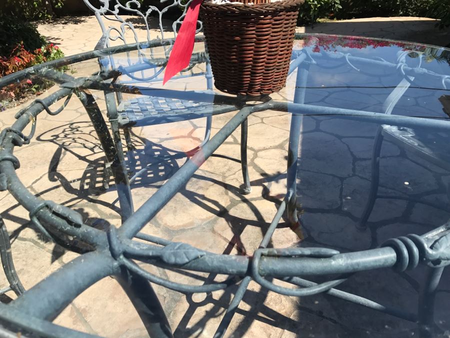 Ethan Allen Aluminum Outdoor Patio Furniture Set With Vine Motif 4 Chairs And Round Glass Top Table [Photo 12]