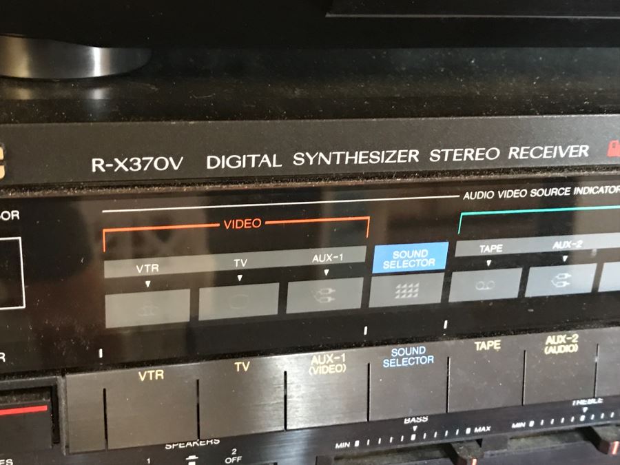 JVC Stereo Receiver R-X370V, JVC CD Player XL-V200 And SONY VCR [Photo 4]