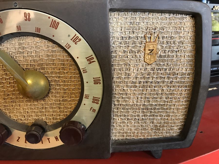 Vintage ZENITH Tube Radio Working [Photo 4]