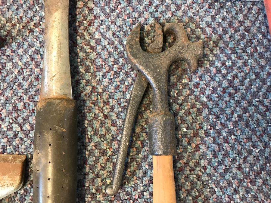 Various Vintage Tools Hammers Chisels [Photo 4]