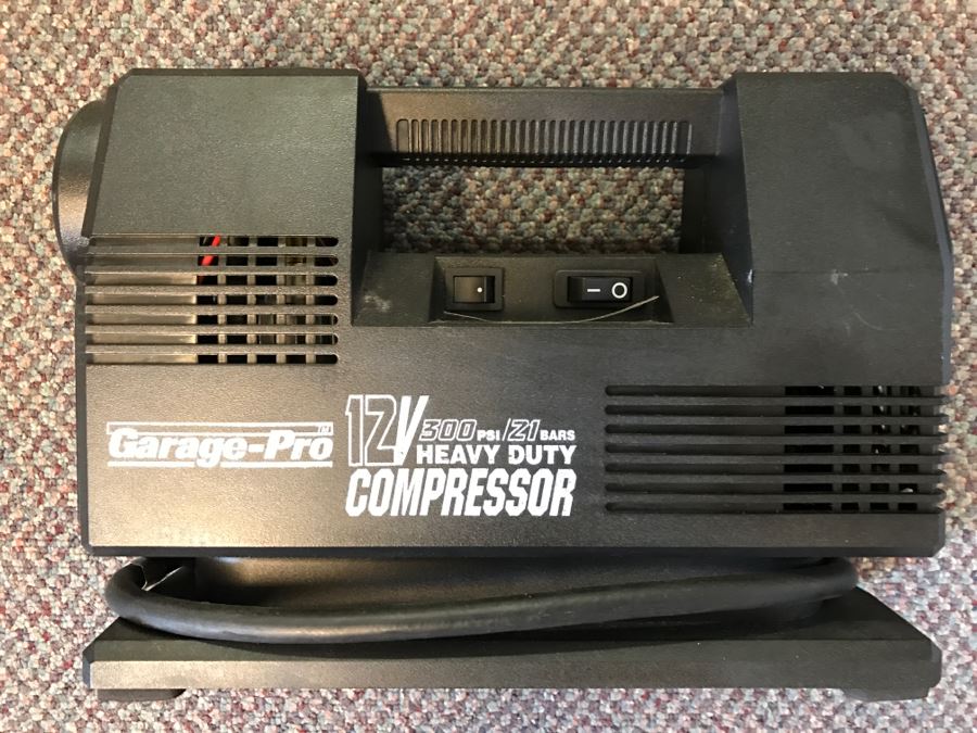 Garage-Pro Portable Air Compressor [Photo 1]