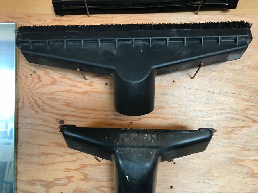 Craftsman Wet Dry Vac 6.25HP With Attachments And Replacement Filter [Photo 9]