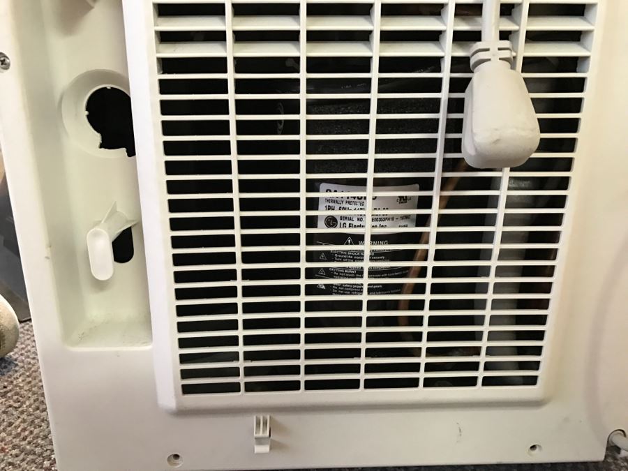 Kenmore Dehumidifier [Photo 4]