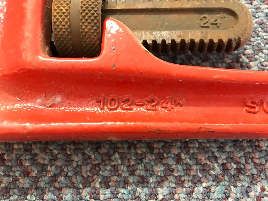 24' Super Ego Heavy Duty Adjustable Pipe Wrench [Photo 3]