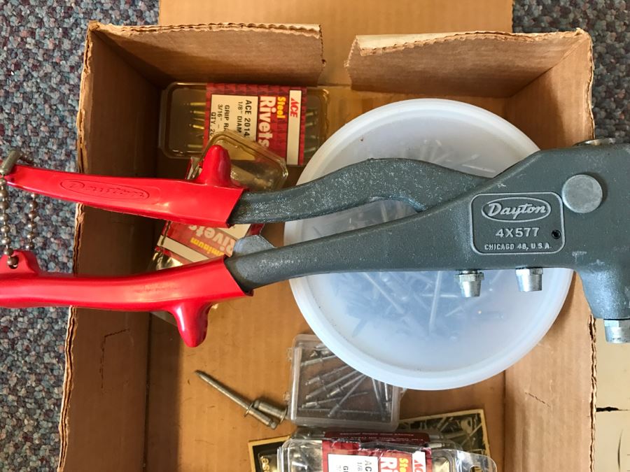 Dayton Riveter Model 4X577 With Box Of Rivets [Photo 6]