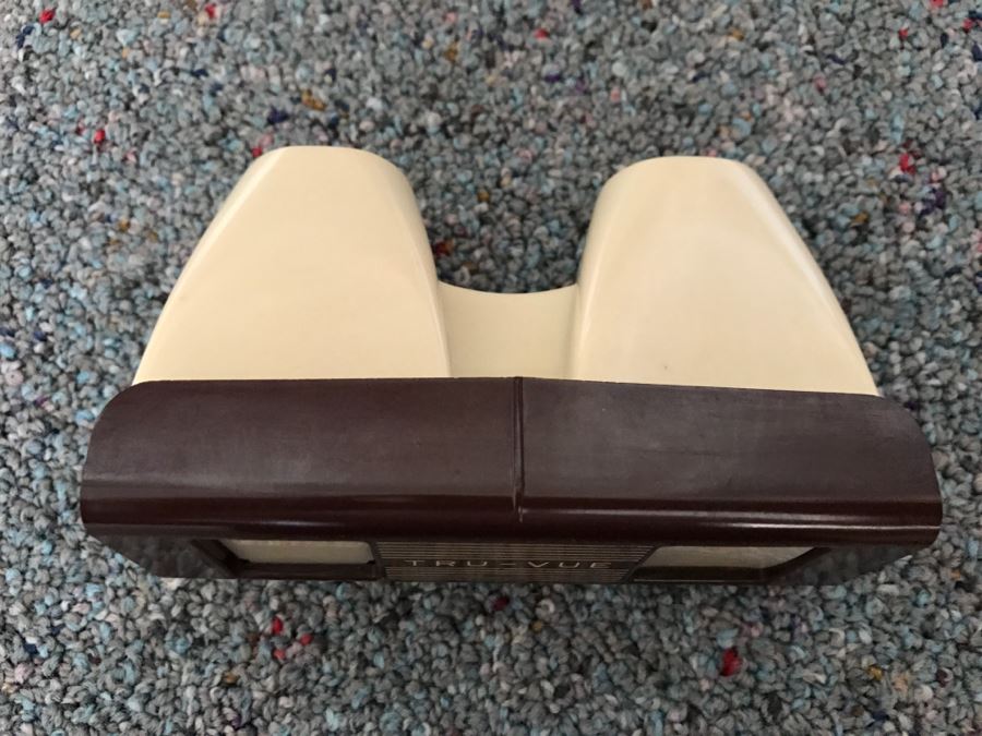 Vintage Tru-Vue Viewer Stereoscope With 12 Boxed Film Strips And Original Carrying Case [Photo 6]