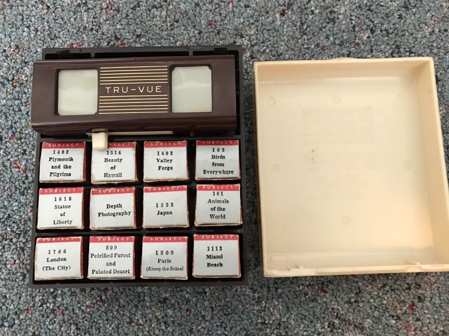Vintage Tru-Vue Viewer Stereoscope With 12 Boxed Film Strips And Original Carrying Case