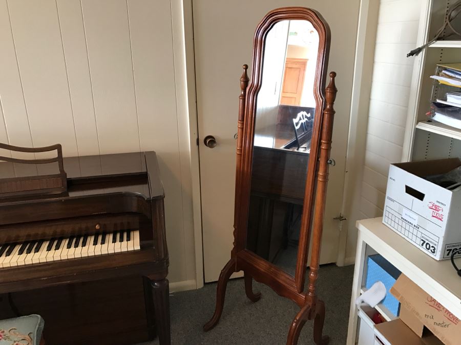 Free Standing Mirror [Photo 3]
