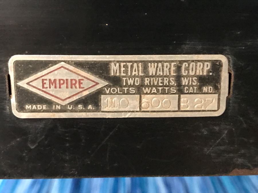 Vintage Empire Metal Ware Corporation 600 Watt Child Electric Toy Stove Oven B27 - Working - Cord Missing [Photo 6]