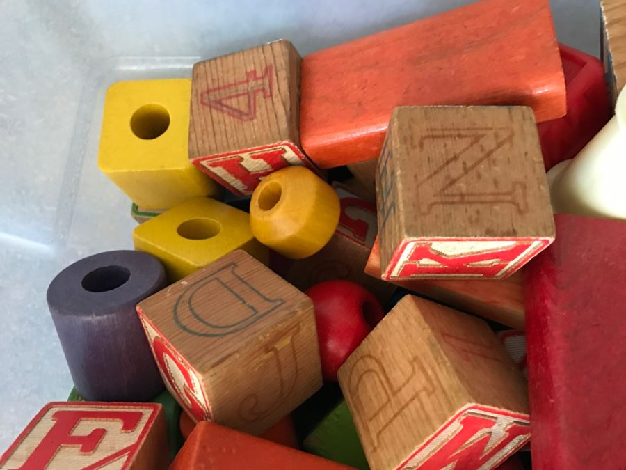 Vintage Bin Of Child Toy Wooden Blocks [Photo 4]