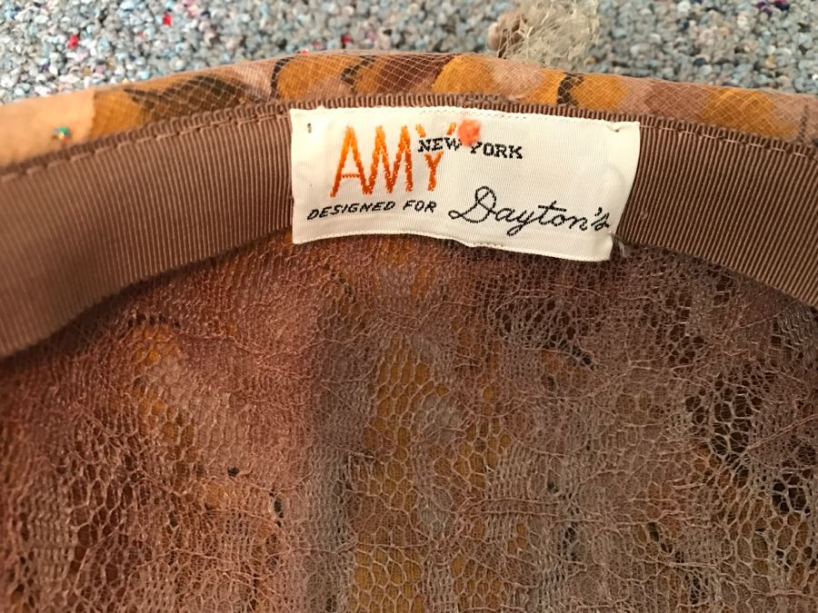 (7) Vintage Women's Hat Collection [Photo 14]