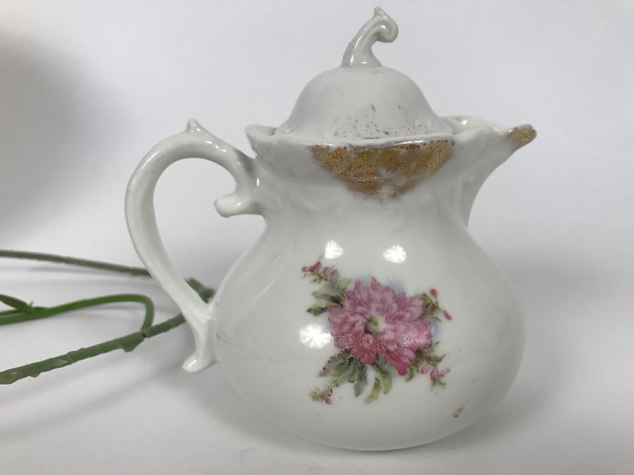 Porcelain Rose Flowers, Vase And Small Pitcher With Bowl [Photo 12]