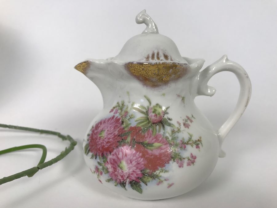 Porcelain Rose Flowers, Vase And Small Pitcher With Bowl [Photo 9]