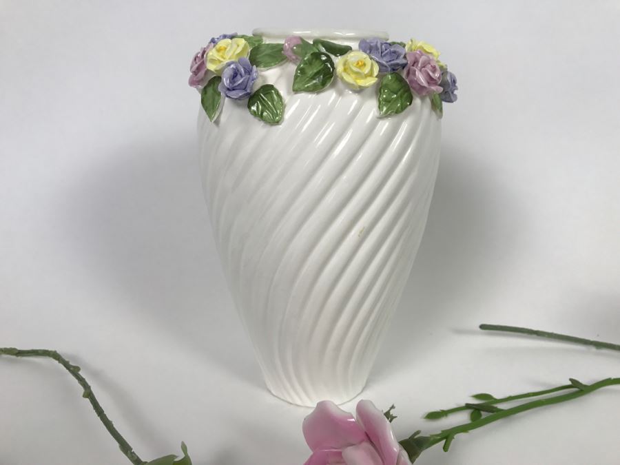 Porcelain Rose Flowers, Vase And Small Pitcher With Bowl [Photo 5]