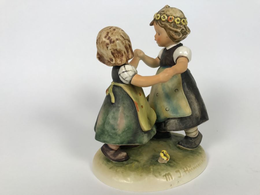 Vintage Hummel Goebel Figurine [Photo 5]