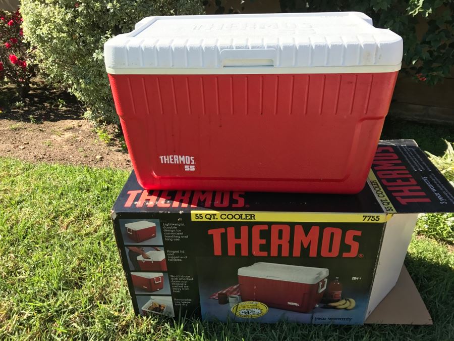 55Qt Red Thermos With Original Box [Photo 1]
