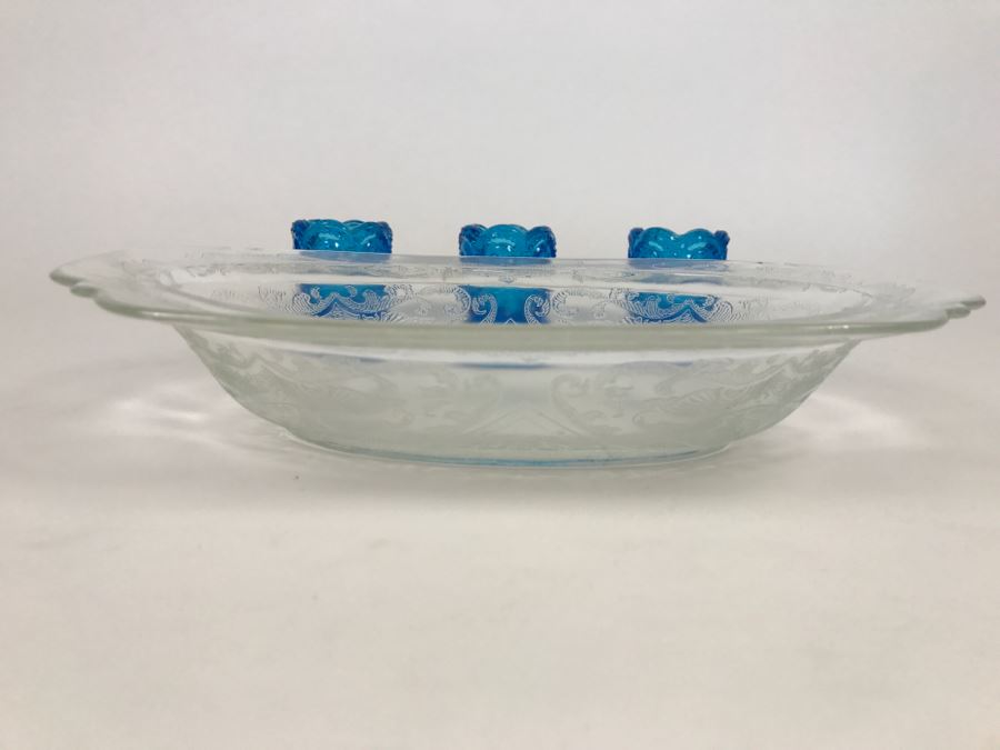(3) Small Blue Glasses And Relief Glass Bowl [Photo 4]