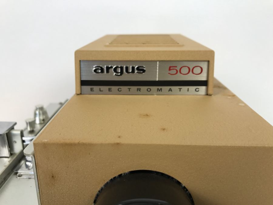 Argus 500 Slide Projector With Case
