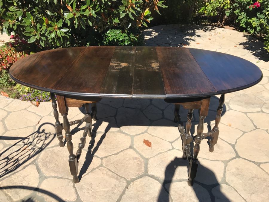 Vintage Gateleg Drop Leaf Farm Table With 2 Leaves [Photo 12]