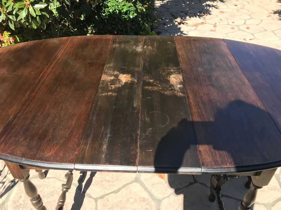Vintage Gateleg Drop Leaf Farm Table With 2 Leaves [Photo 13]