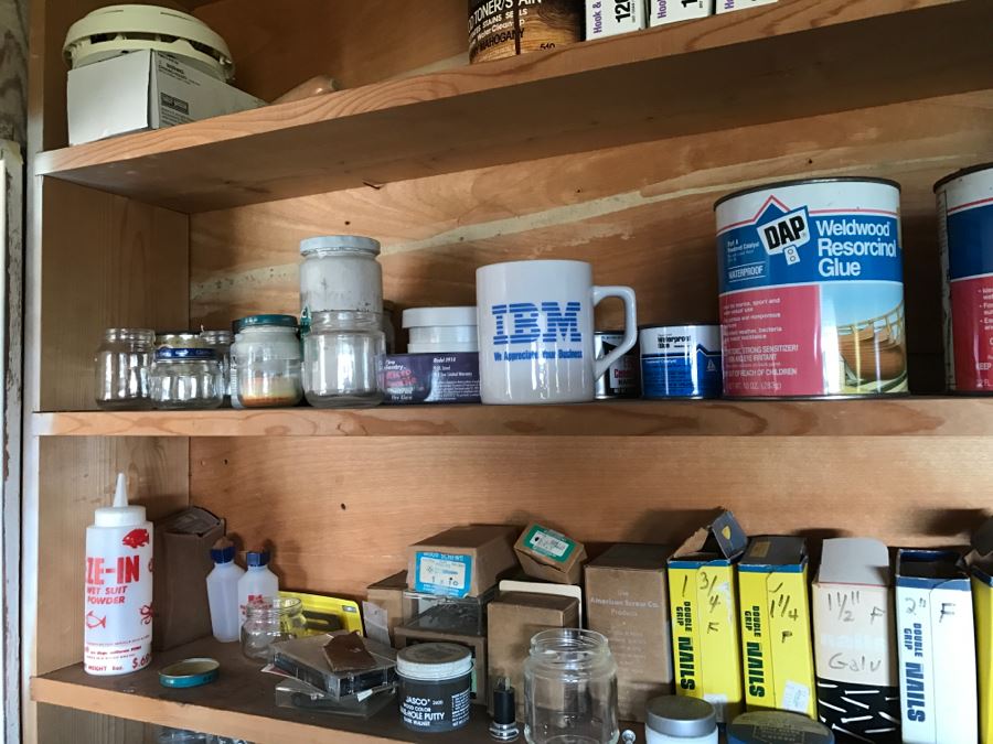 Workshop Lot With Jars Of Hardware, Nails And Various Supplies [Photo 12]