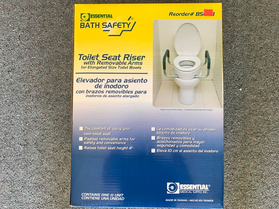 New Toilet Seat Riser With Removable Arms [Photo 1]