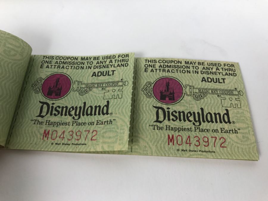 Lot Of Partially Used Vintage Disneyland Ticket Books [Photo 11]