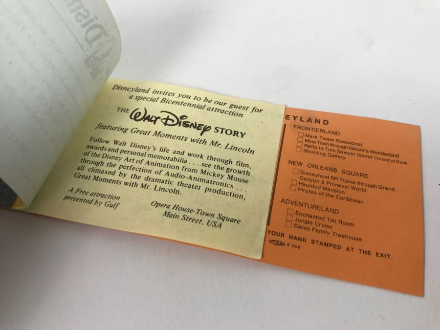 Lot Of Partially Used Vintage Disneyland Ticket Books [Photo 28]